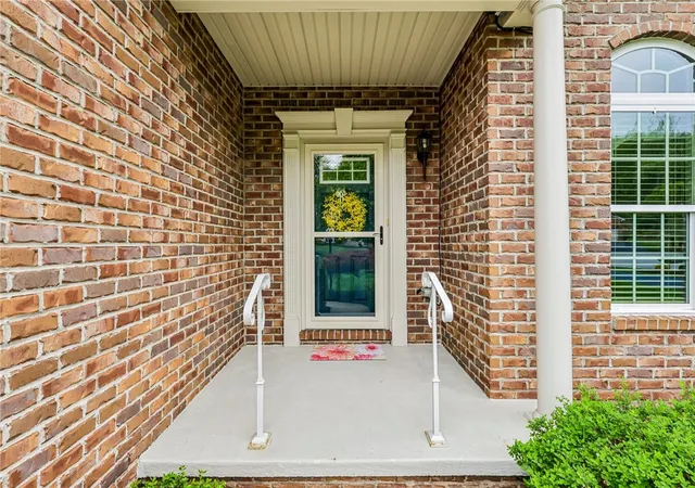 5th image of 5025 Jackson Dr, Jefferson Hills, PA 15025 | MLS# 1758975