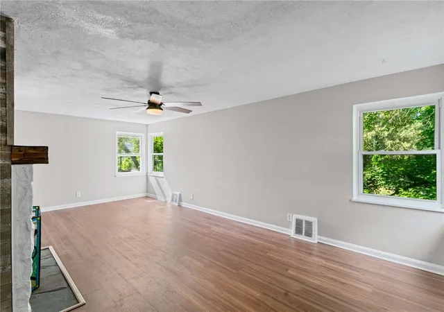 5th image of 617 Argonne Blvd, Ellwood City, PA 16117 | MLS# 1758850