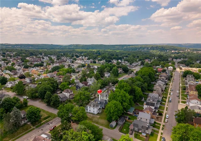 Homes for sale in New Castle, PA | 939 Marshall Ave, New Castle, PA 16101 | MLS# 1758978