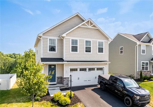 3rd image of 309 Arden Dr, Lancaster Twp, PA 16037 | MLS# 1759126