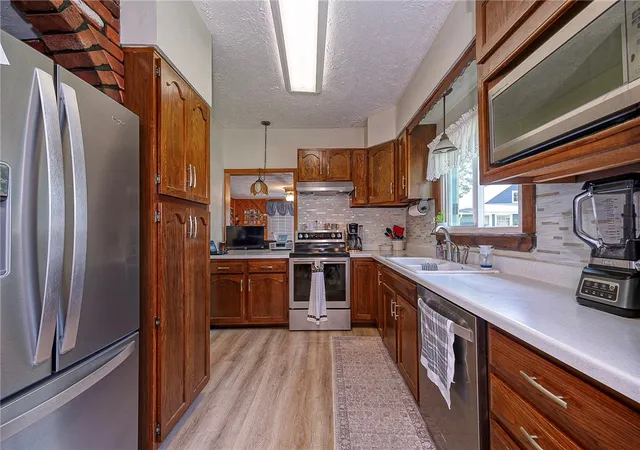 Homes for sale in Franklin Twp, PA | 326 Virginia Ave, Franklin Twp, PA 16117 | MLS# 1757921