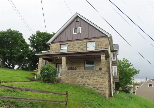 Homes for sale in Rochester, PA | 401-403 Jackson St, Rochester, PA 15074 | MLS# 1756883