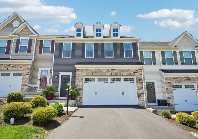 1st image of 154 Dana Dr, Sewickley, PA 15143 | MLS# 1759171
