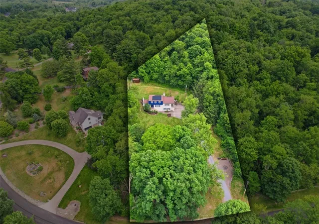 Homes for sale in Economy, PA | 122 Grove Hill Rd, Economy, PA 15005 | MLS# 1759097