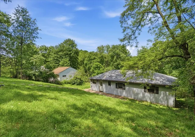 Homes for sale in Zelienople Boro, PA | 216 Magill Rd, Zelienople Boro, PA 16063 | MLS# 1759182