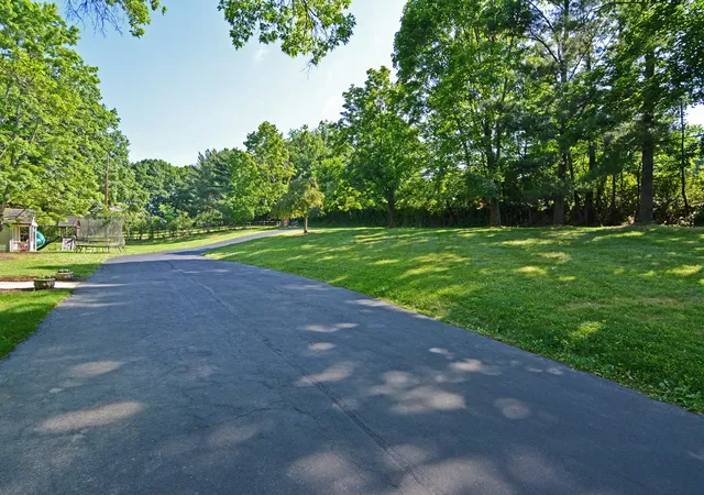 33rd image of 110 Chapel Knoll Dr, Fox Chapel, PA 15238 | MLS# 1759202