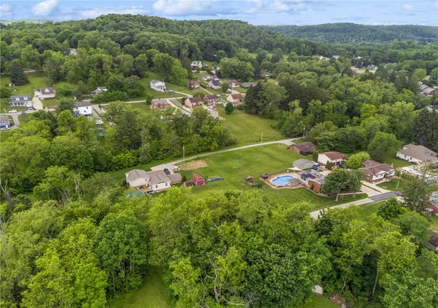 Homes for sale in Penn Twp, PA | 106 Daums Ln, Penn Twp, PA 15085 | MLS# 1759018