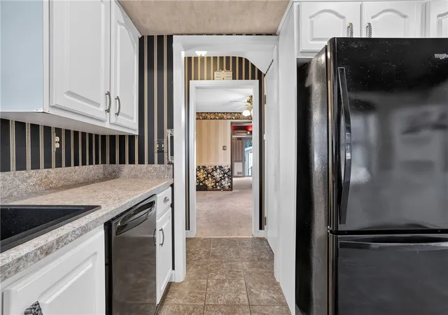 3rd image of 246 Arthur St, Zelienople Boro, PA 16063 | MLS# 1758916