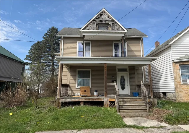 Homes for sale in Somerset Twp, PA | 434 S Center Ave, Somerset Twp, PA 15501 | MLS# 1759214