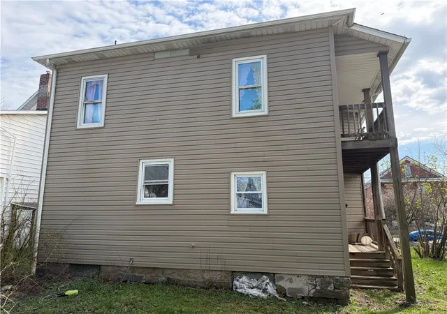 3rd image of 434 S Center Ave, Somerset Twp, PA 15501 | MLS# 1759214