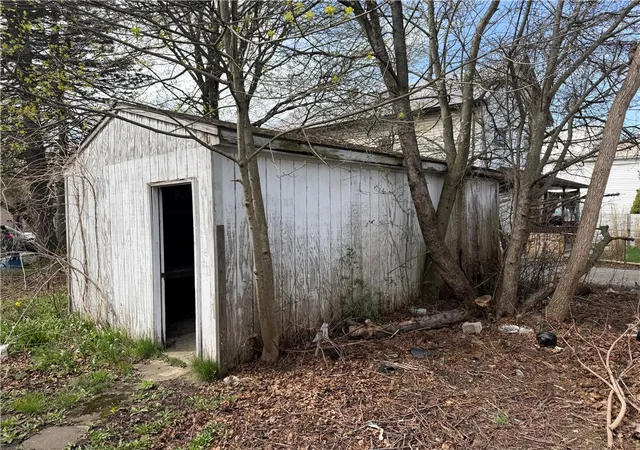 5th image of 434 S Center Ave, Somerset Twp, PA 15501 | MLS# 1759214