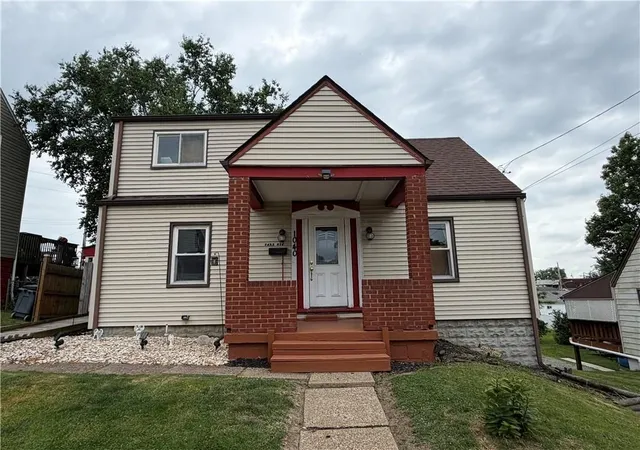 25th image of 1040 Park Ave, East Mc Keesport, PA 15035 | MLS# 1759260