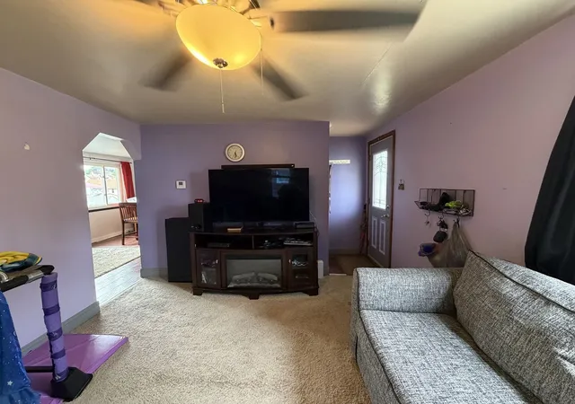 Photo 3 of Single family home for sale at 1040 Park Ave, East Mc Keesport, PA 15035 | MLS# 1759260 | Listing updated on 2026-07-29