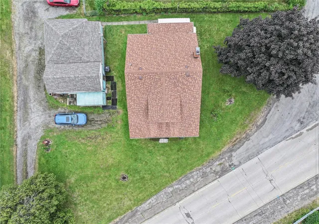 Homes for sale in Franklin Twp, PA | 412 Old Zelienople Rd, Franklin Twp, PA 16117 | MLS# 1759065