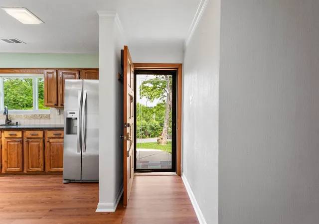 Photo 3 of Single family home for sale at 200 Kimber Dr, Canonsburg, PA 15317 | MLS# 1759301 | Listing updated on 2026-07-13