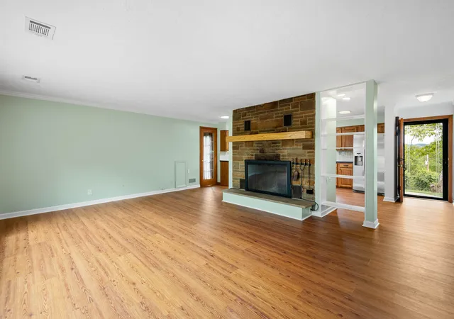 Photo 4 of Single family home for sale at 200 Kimber Dr, Canonsburg, PA 15317 | MLS# 1759301 | Listing updated on 2026-07-13
