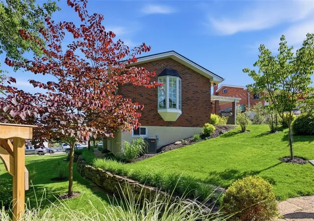 4th image of 1118 Flora St, Brighton Heights, PA 15212 | MLS# 1759251