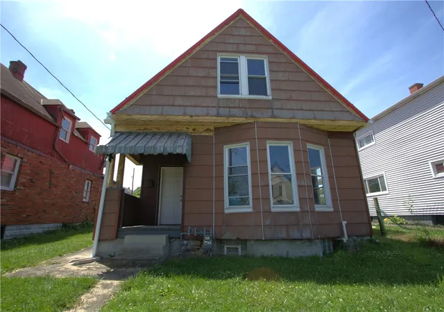 Homes for sale in Donora, PA | 233 Allen Avenue, Donora, PA 15033 | MLS# 1759003