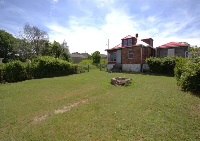 Homes for sale in Donora, PA | 233 Allen Avenue, Donora, PA 15033 | MLS# 1759003