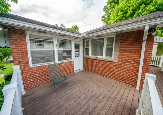 Homes for sale in Chartiers, PA | 1366 Henderson Ave, Chartiers, PA 15301 | MLS# 1759322