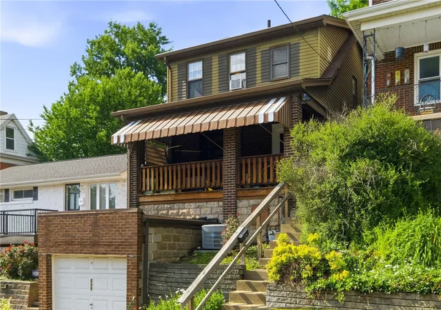 2nd image of 849 Lilac St, Greenfield, PA 15217 | MLS# 1759361