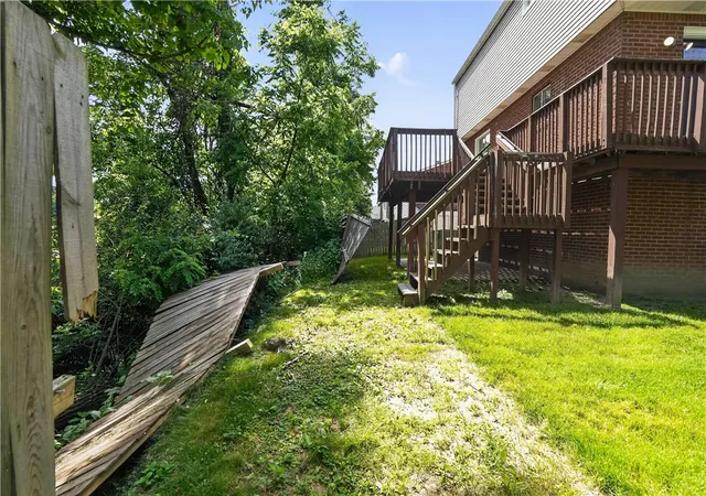 Photo 4 of Sale Pending at 247 Golden Gate Dr, Verona, PA 15147 | MLS# 1758785 | Listing updated on 2026-08-01