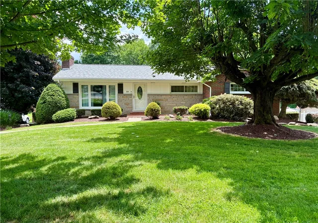 Photo 1 of Sale Pending at 114 Shanahan Rd, Butler, PA 16001 | MLS# 1759372 | Listing updated on 2026-07-09
