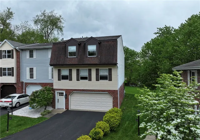 1st image of 1342 Quail Run Cir, Bethel Park, PA 15102 | MLS# 1759383