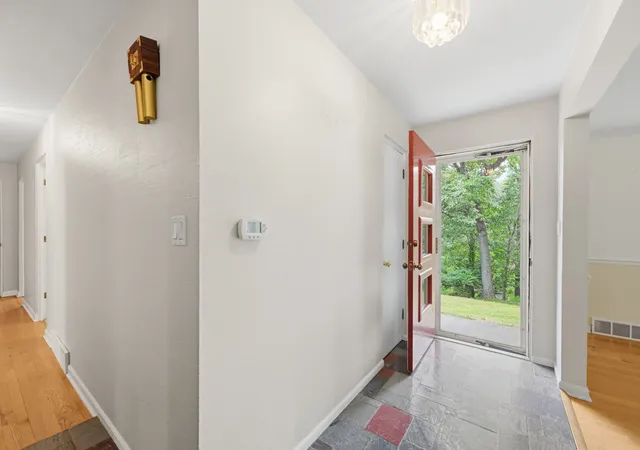 2nd image of 1260 Fox Chapel Rd, Fox Chapel, PA 15238 | MLS# 1759401