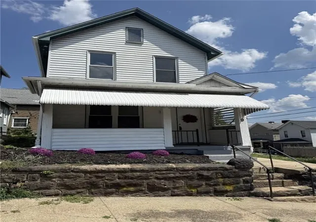 Homes for sale in Jeannette, PA | 9 E Gaskill Ave, Jeannette, PA 15644 | MLS# 1759410