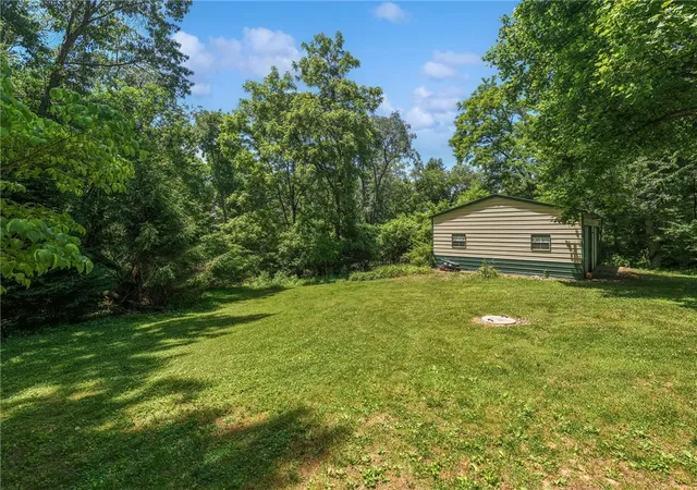 Photo 4 of Single family home for sale at 267 Pizza Barn Rd, Derry Twp, PA 15717 | MLS# 1759393 | Listing updated on 2026-07-28