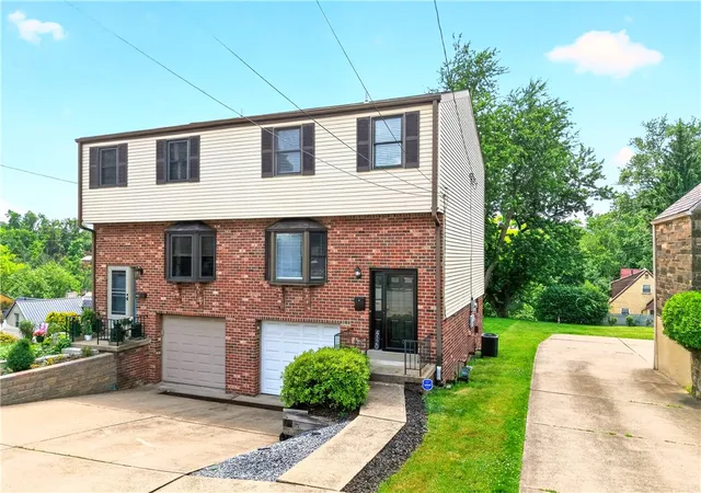 Homes for sale in Forest Hills Boro, PA | 4120 Greensburg Pike #2, Forest Hills Boro, PA 15221 | MLS# 1759339