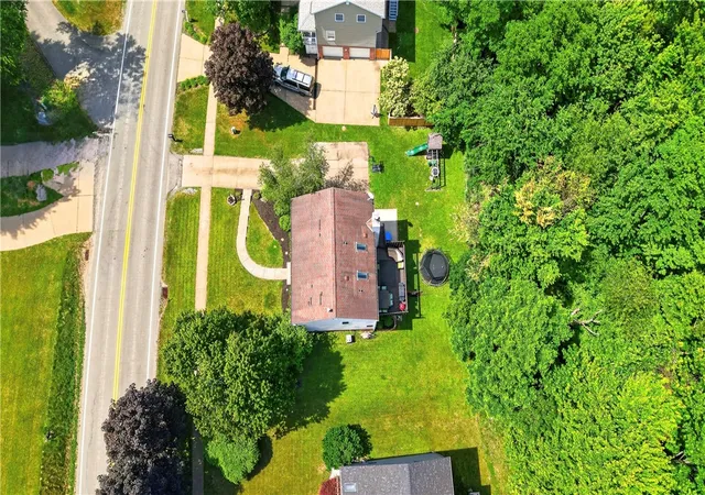 42nd image of 7020 Franklin Rd, Seven Fields Boro, PA 16046 | MLS# 1758964