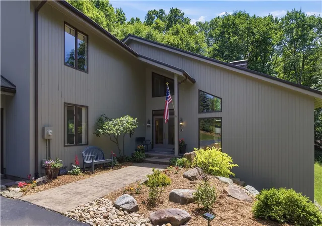 Homes for sale in White Twp, PA | 30 Croyhill Dr, White Twp, PA 15701 | MLS# 1759244