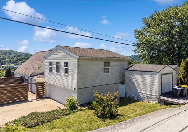 Photo 1 of Single family home for sale at 512 5th Street, Rostraver, PA 15087 | MLS# 1759436 | Listing updated on 2026-08-01