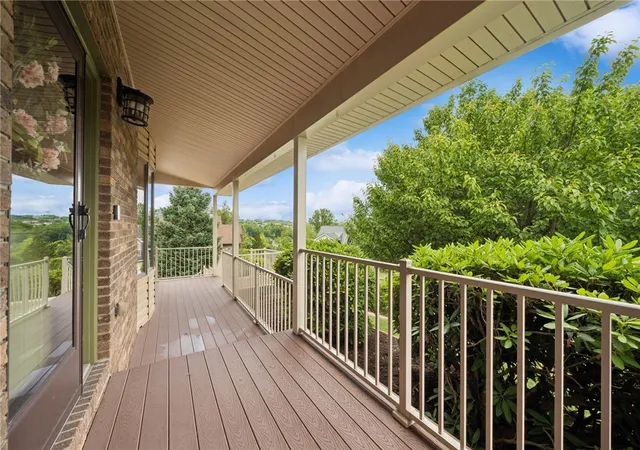 Homes for sale in Hempfield Twp, PA | 215 Slelby Dr, Hempfield Twp, PA 15601 | MLS# 1759461