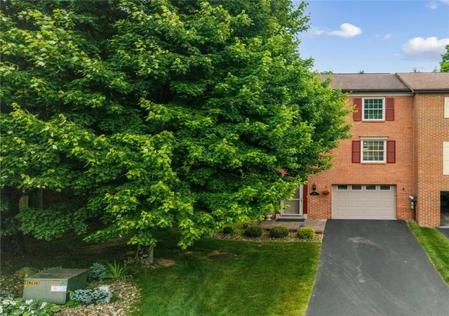 Homes for sale in Unity  Twp, PA | 28 Unity Square, Unity  Twp, PA 15601 | MLS# 1759522