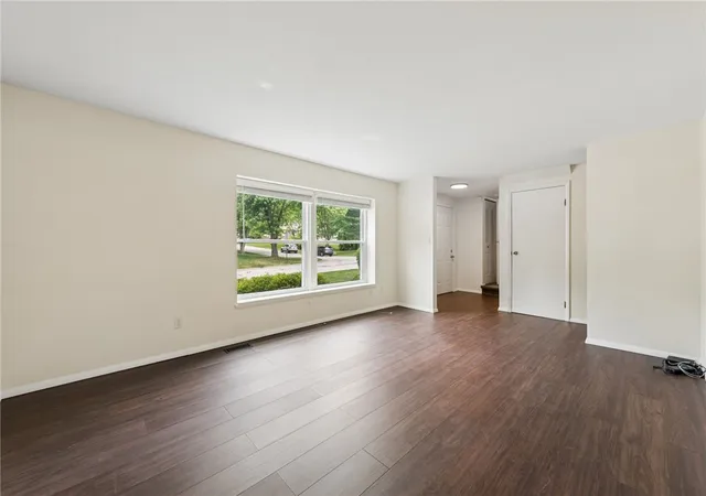 Photo 3 of Single family home for sale at 200 Duquesne, New Kensington, PA 15068 | MLS# 1759224 | Listing updated on 2026-07-13