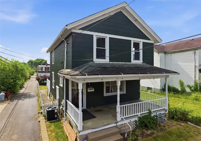 Homes for sale in Stowe Twp, PA | 1101 12th Street, Stowe Twp, PA 15136 | MLS# 1759342