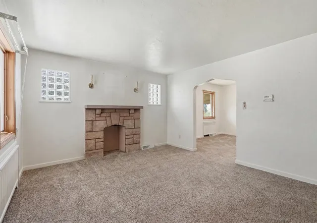 Homes for sale in Stowe Twp, PA | 411 Phillips Ave, Stowe Twp, PA 15136 | MLS# 1759538