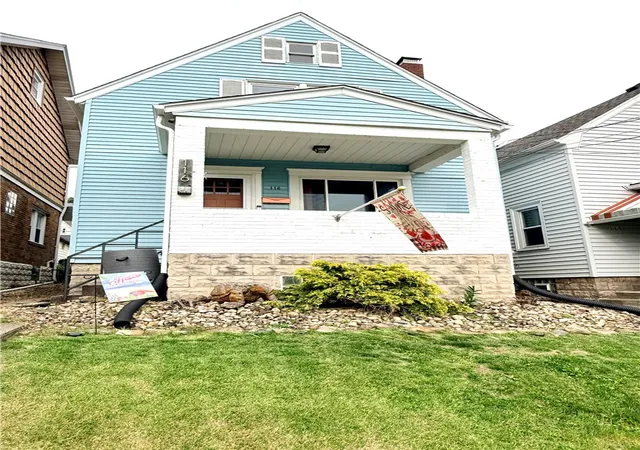 Homes for sale in Ingram, PA | 116 Schley Ave, Ingram, PA 15205 | MLS# 1759511