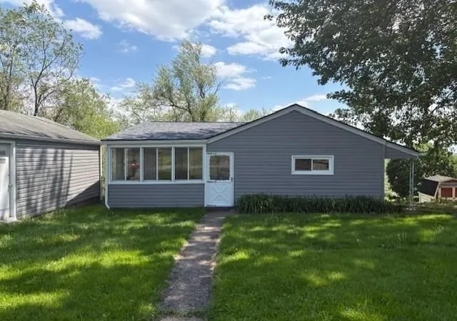 Homes for sale in Ohioville, PA | 6365 Tuscarawas Rd, Ohioville, PA 15052 | MLS# 1759569