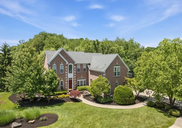 Homes for sale in Franklin Park, PA | 1634 Blackburn Heights Dr, Franklin Park, PA 15143 | MLS# 1759574