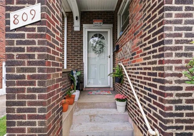 5th image of 809 Alpine Blvd, Wilkins Twp, PA 15221 | MLS# 1759563