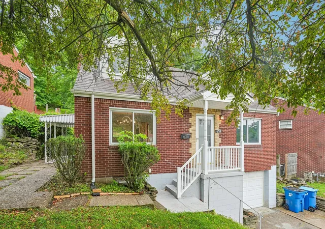 3rd image of 230 Calmar Dr, Penn Hills, PA 15147 | MLS# 1759580