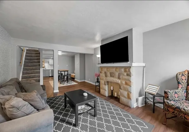 Homes for sale in Central North Side, PA | 716 Cedar, Central North Side, PA 15212 | MLS# 1759152