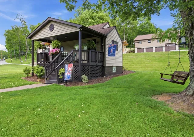 Homes for sale in Rostraver, PA | 344 Lenity School Rd, Rostraver, PA 15012 | MLS# 1759595