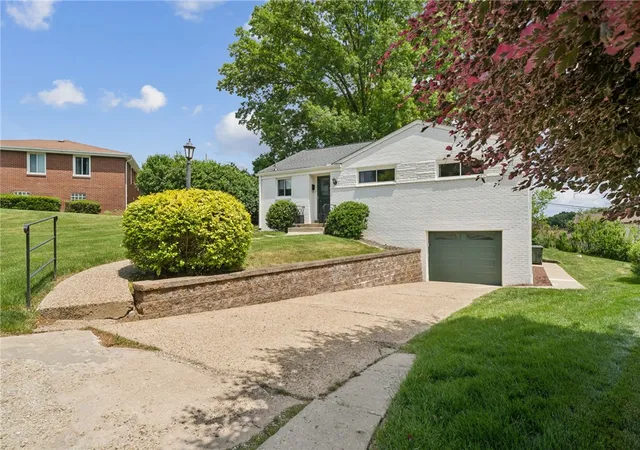 Homes for sale in Whitehall, PA | 4315 Frank St, Whitehall, PA 15227 | MLS# 1759178