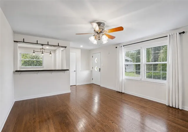 Photo 3 of Single family home for sale at 424 Amherst Ave, Coraopolis, PA 15108 | MLS# 1759385 | Listing updated on 2026-07-12