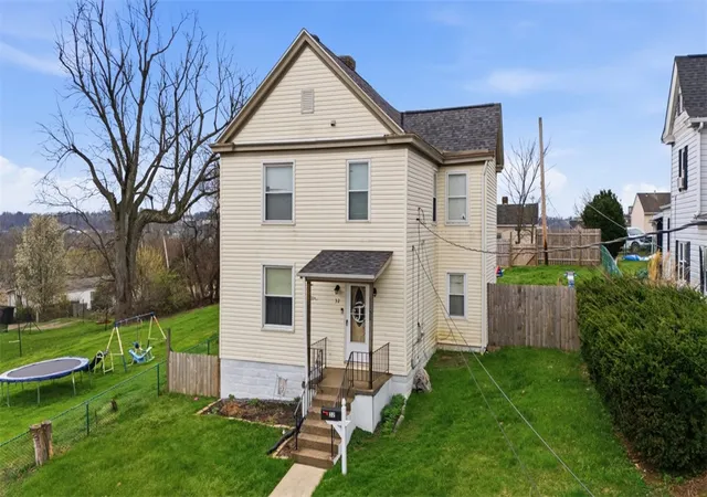 2nd image of 32 Shannon Ave, Washington, PA 15301 | MLS# 1759610